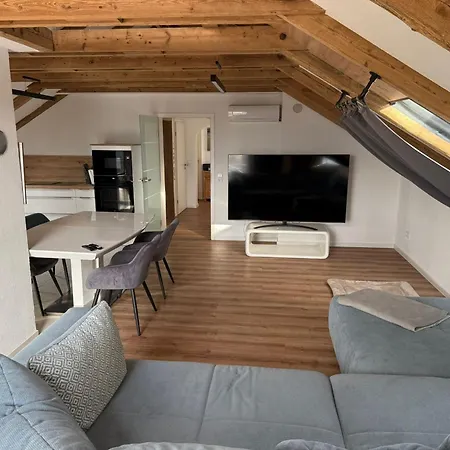 In Ansbach-elpersdorf Apartment *